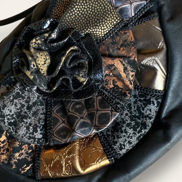 80's Black clamshell Clutch, quality leather with shoulder strap - Picture 3 of 8